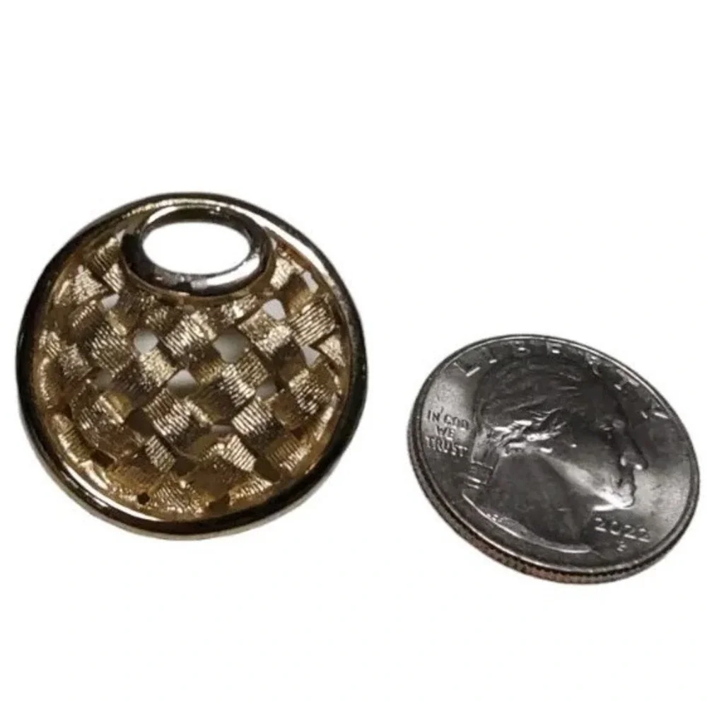 Vintage Sarah Coventry Brooch Gold Tone Round‎ Basket Weave Pin One Inch SEE